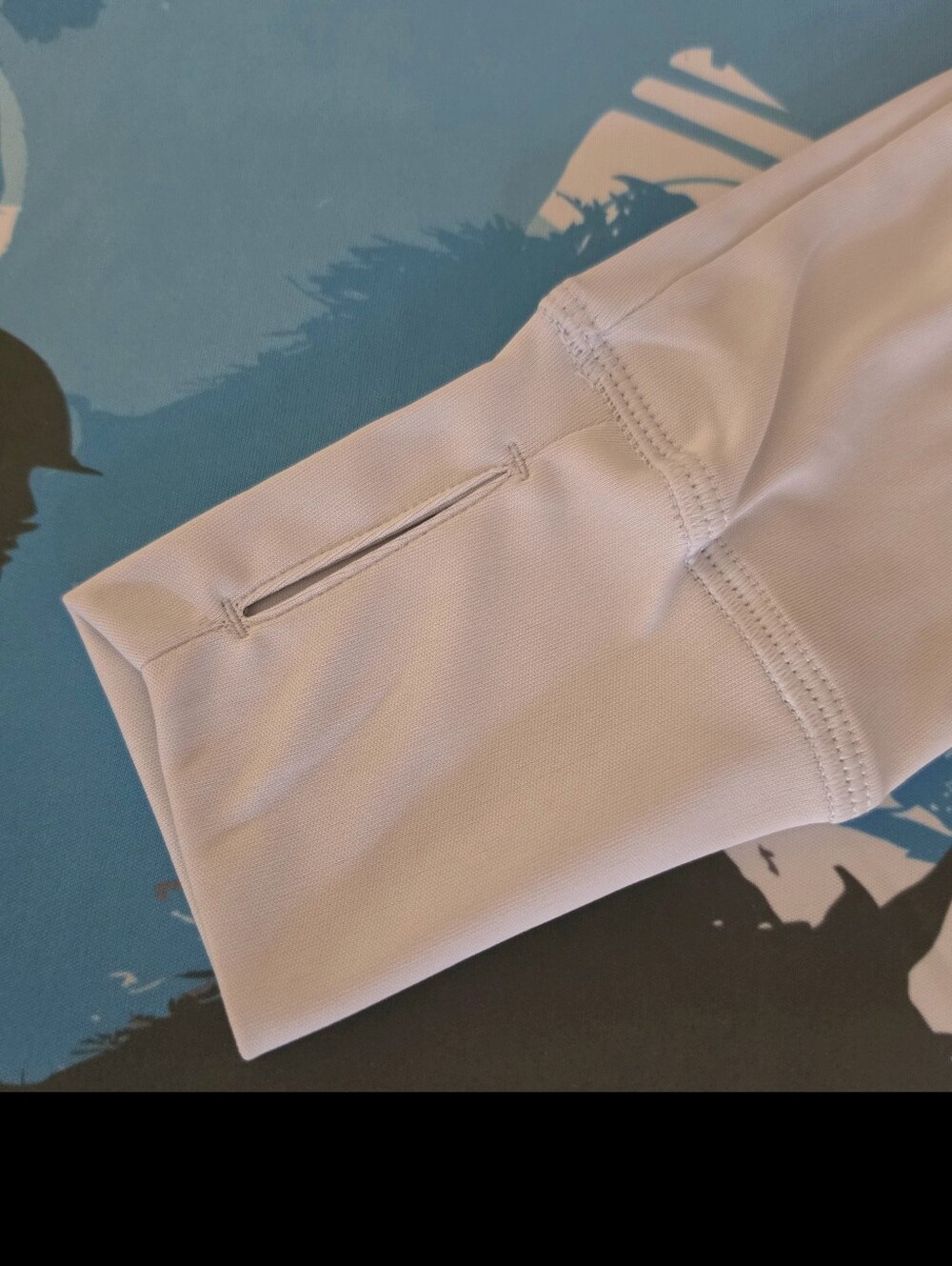 Noble equestrian Quarer Zip Graphic Performance Jersey Size Small - Picture 4 of 7
